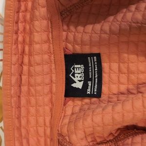 Zip up waffle layer top